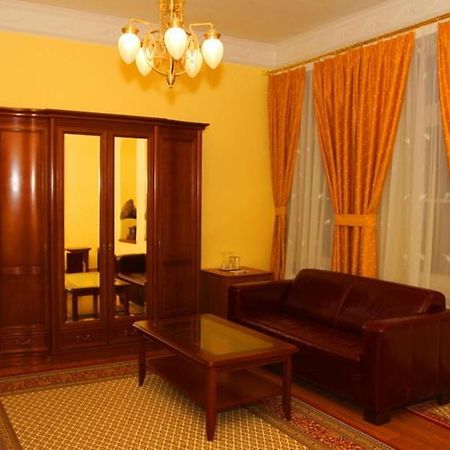 Boutique Hotel Carpe Diem Presov Bagian luar foto