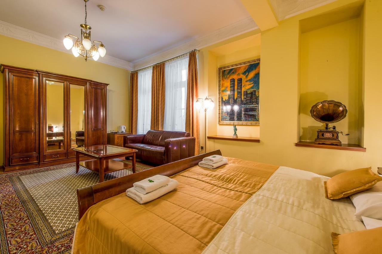 Boutique Hotel Carpe Diem Presov Bagian luar foto