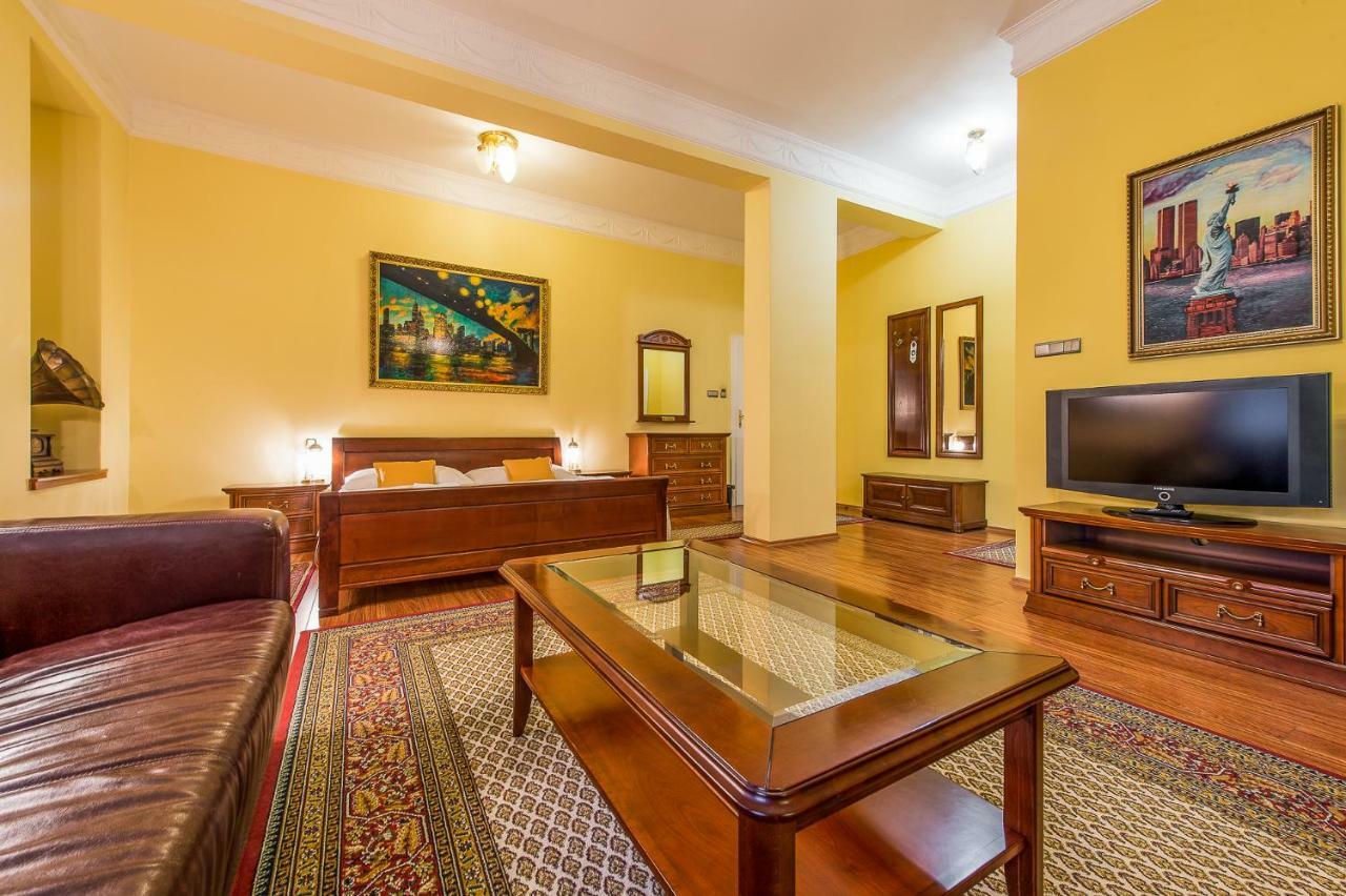 Boutique Hotel Carpe Diem Presov Bagian luar foto